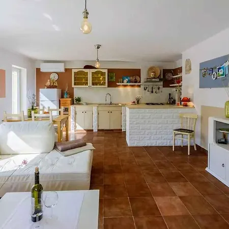 In 41650 Apartamento