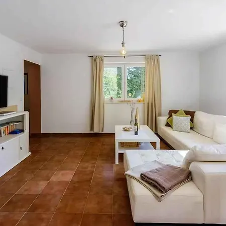 In 41650 Apartamento *